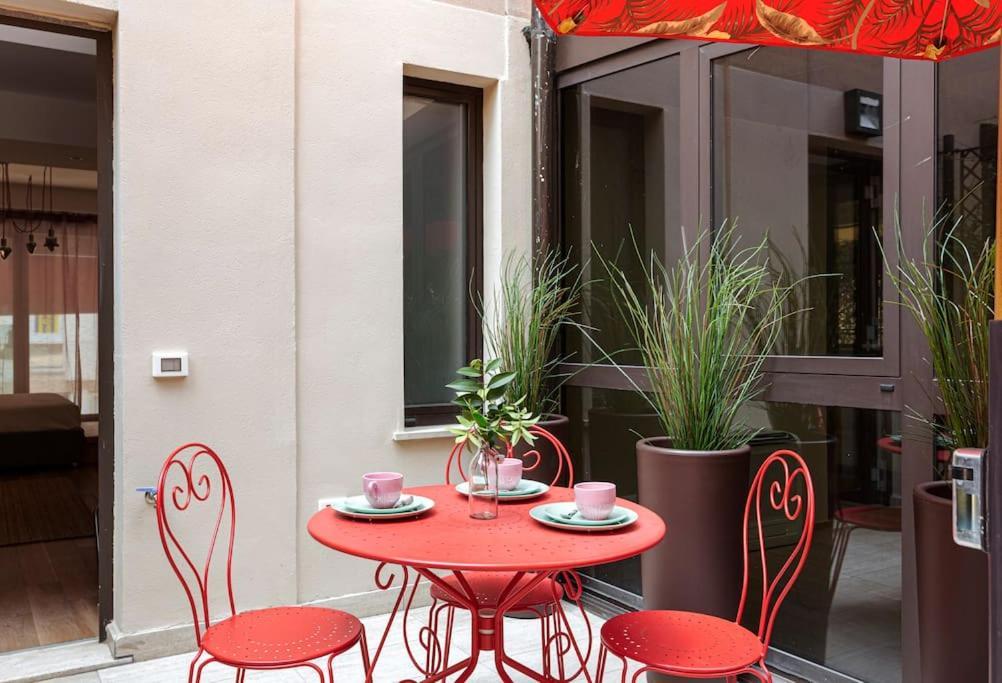 Amazing Apartment In Duomo 밀라노 외부 사진
